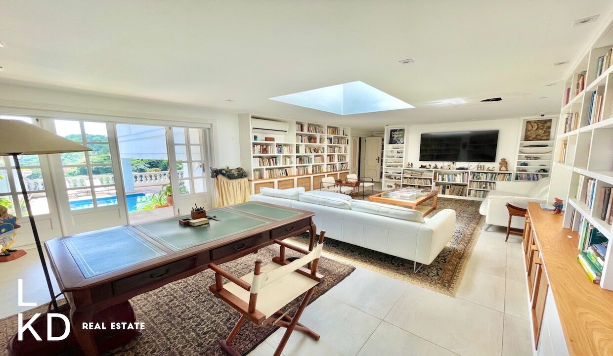 CASA À VENDA NO ALTO GÁVEA_5415