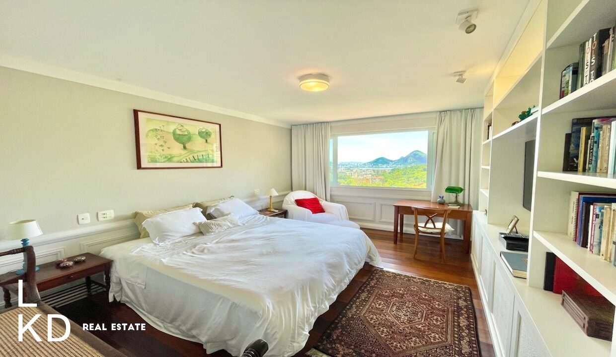 CASA À VENDA NO ALTO GÁVEA_5433