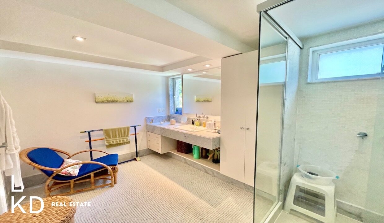 CASA À VENDA NO ALTO GÁVEA_5449