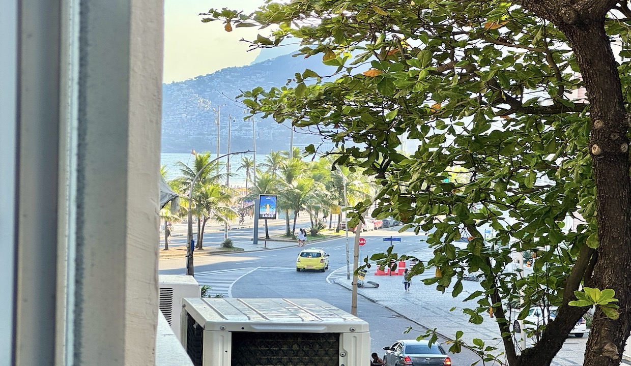 Loft charmoso à venda na Vieira Souto