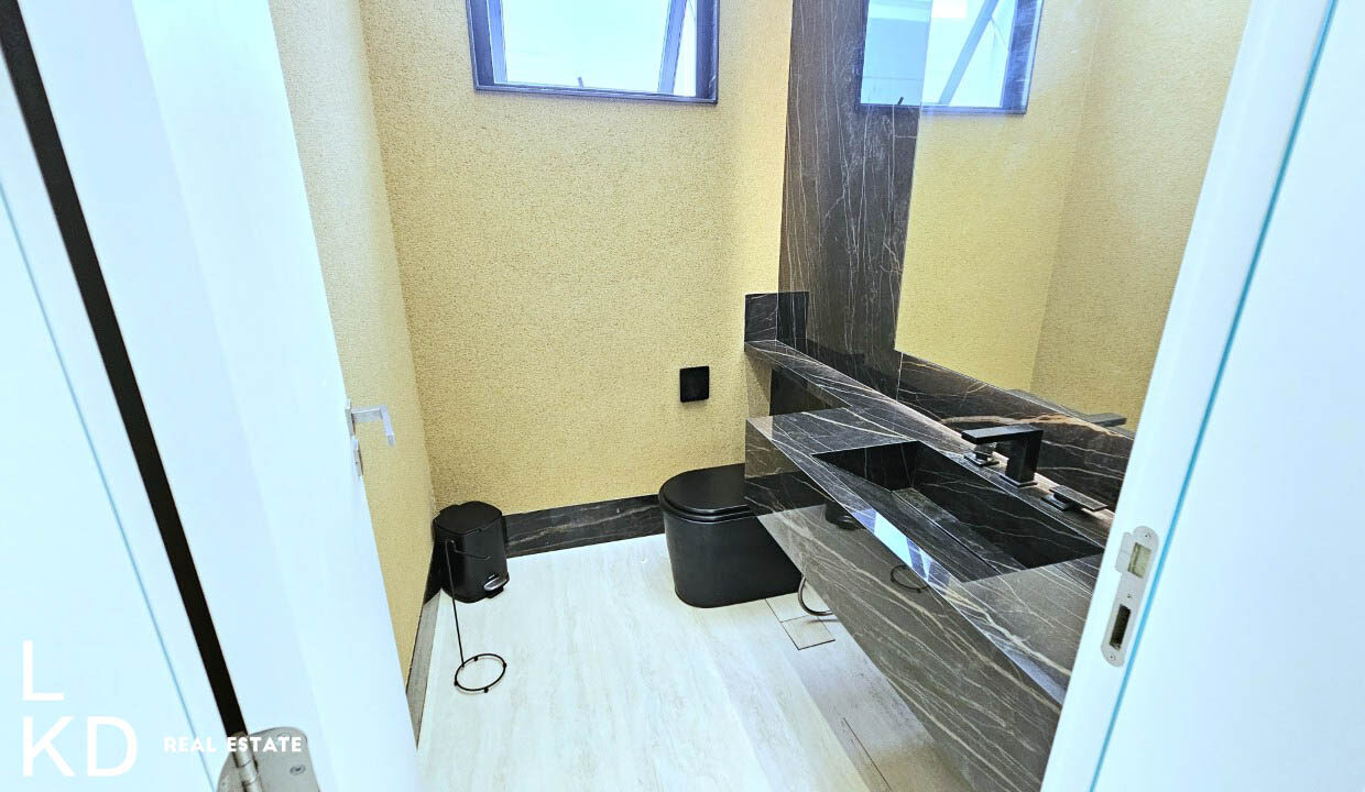CASA ALPHAVILLE-16