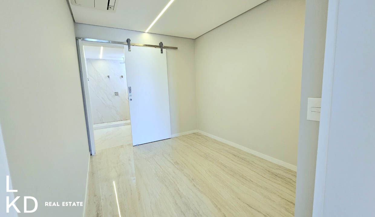 CASA ALPHAVILLE-27