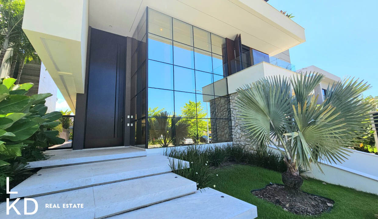 CASA ALPHAVILLE-3