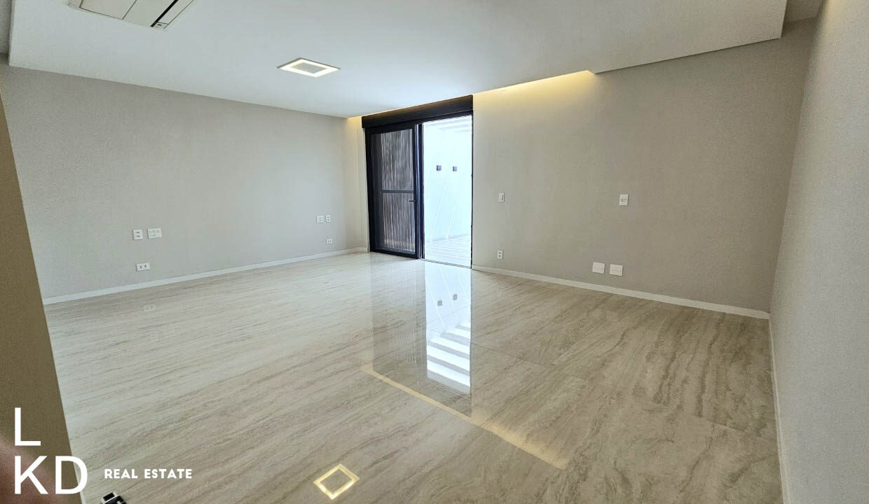 CASA ALPHAVILLE-33