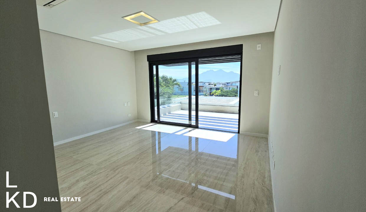CASA ALPHAVILLE-43