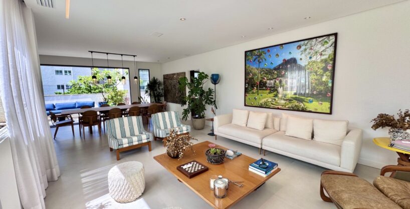 Cobertura linear à venda no Jardim Botânico, a poucos passos da Rua Maria Angélica - 320 m²