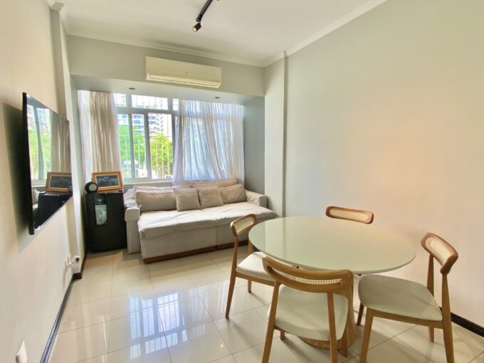 Apartamento com 3 quartos no Leblon