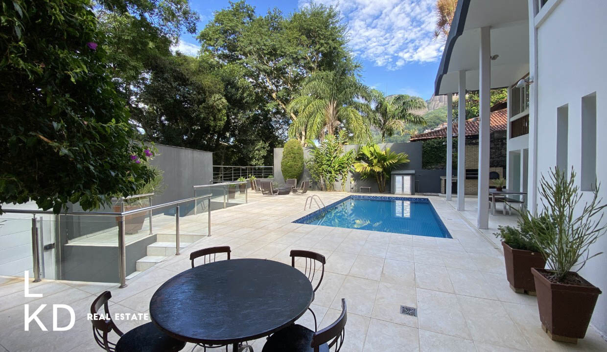 CASA À VENDA NA GÁVEA-9