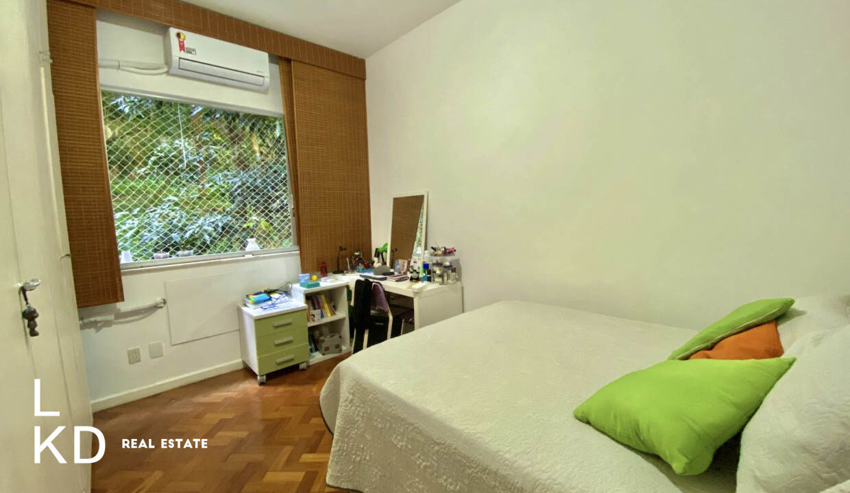 APARTAMENTO À VENDA NA GÁVEA-11