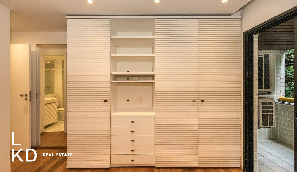 APARTAMENTO LEBLON À VENDA-20