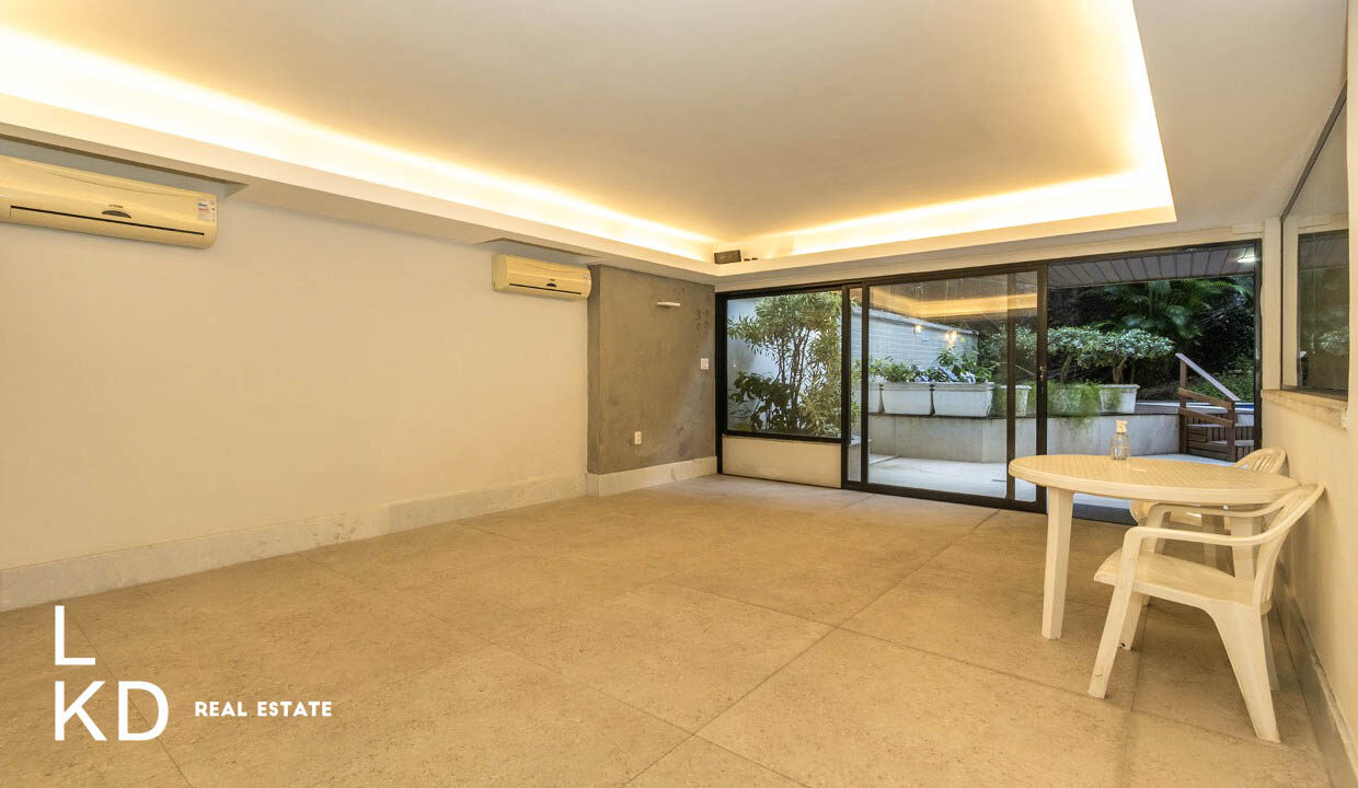 APARTAMENTO LEBLON À VENDA-30