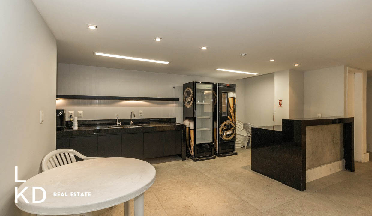 APARTAMENTO LEBLON À VENDA-32