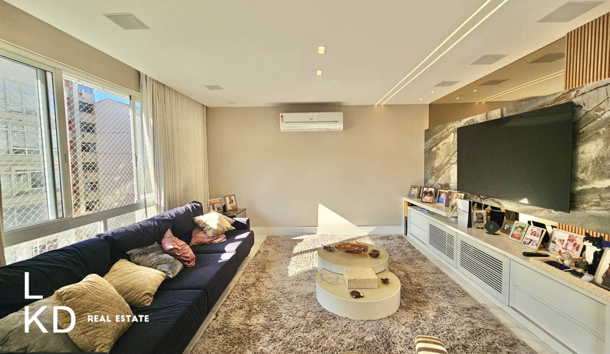 APARTAMENTO À VENDA COPACABANA-1