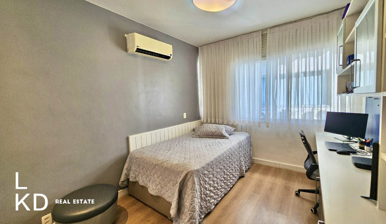 APARTAMENTO À VENDA NA LAGOA-14