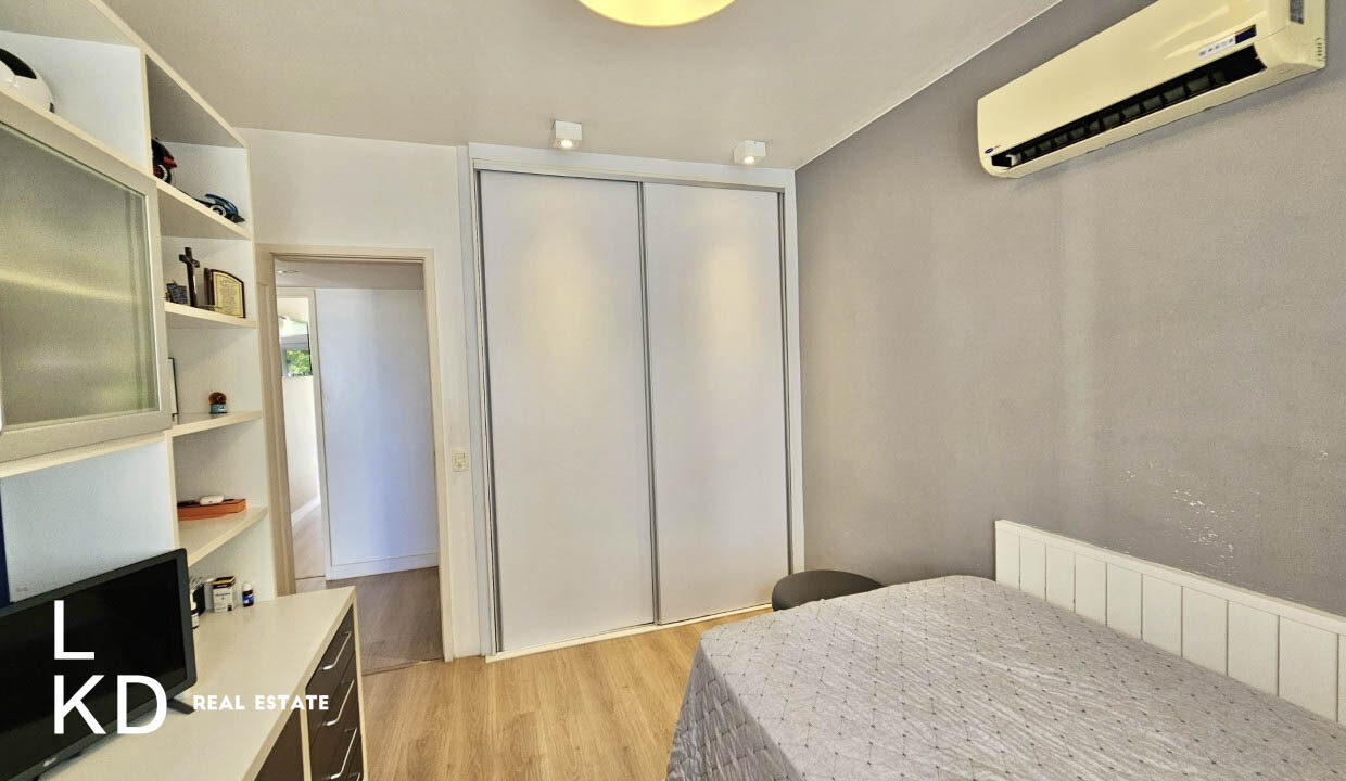APARTAMENTO À VENDA NA LAGOA-16