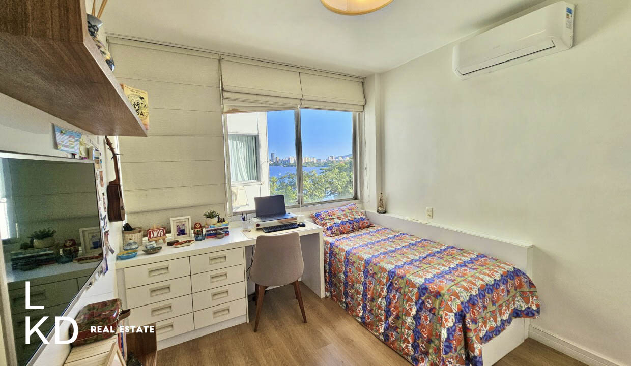 APARTAMENTO À VENDA NA LAGOA-17
