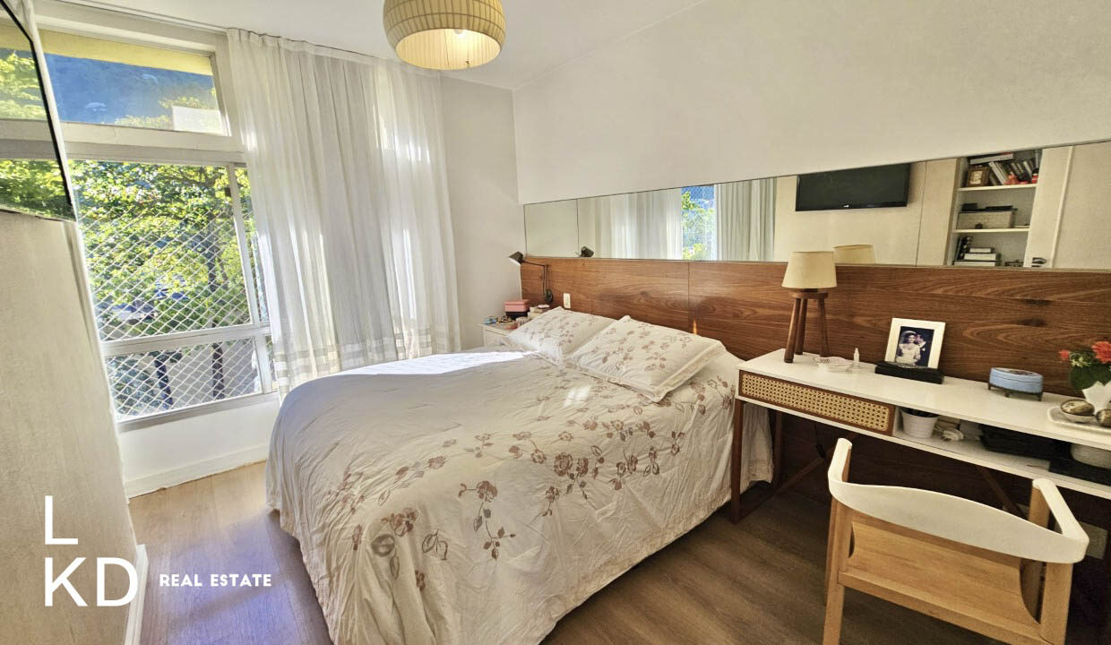 APARTAMENTO À VENDA NA LAGOA-20