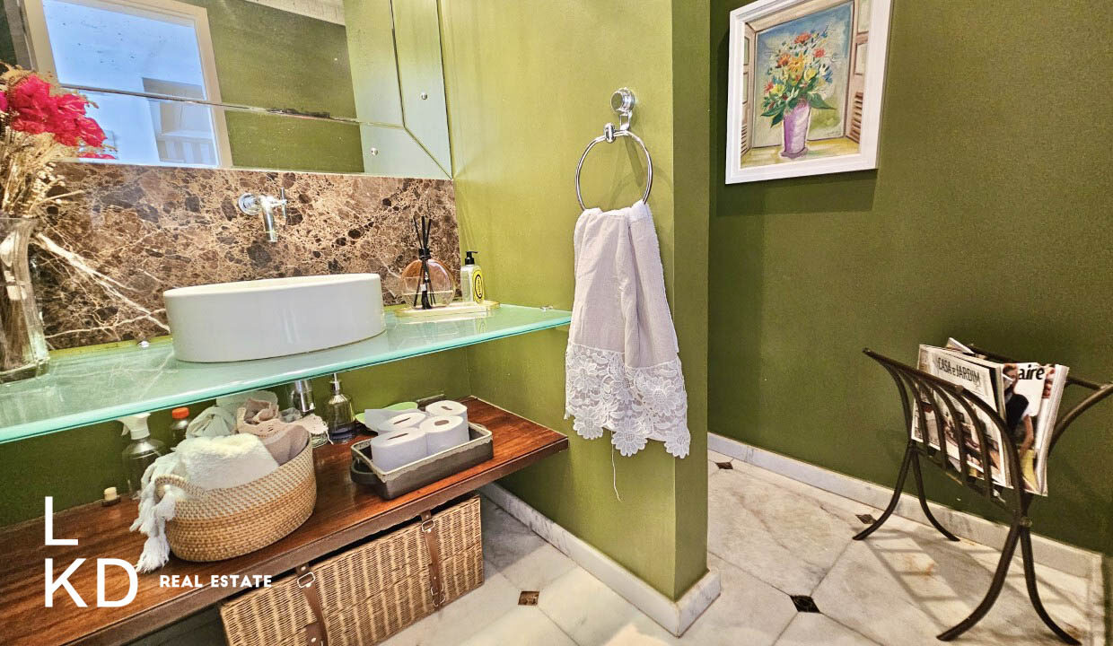 APARTAMENTO À VENDA NA LAGOA-6