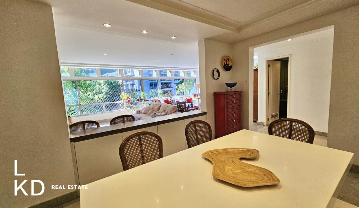 APARTAMENTO À VENDA NA LAGOA-9