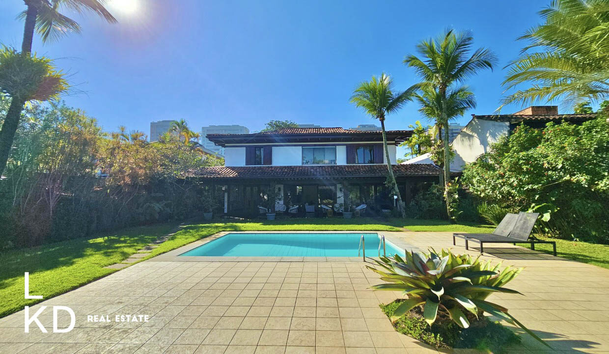 CASA À VENDA BARRA DA TIJUCA-3