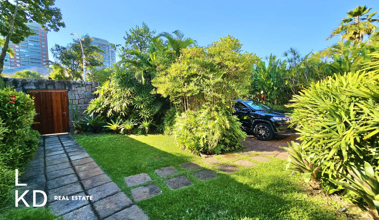 CASA À VENDA BARRA DA TIJUCA-61